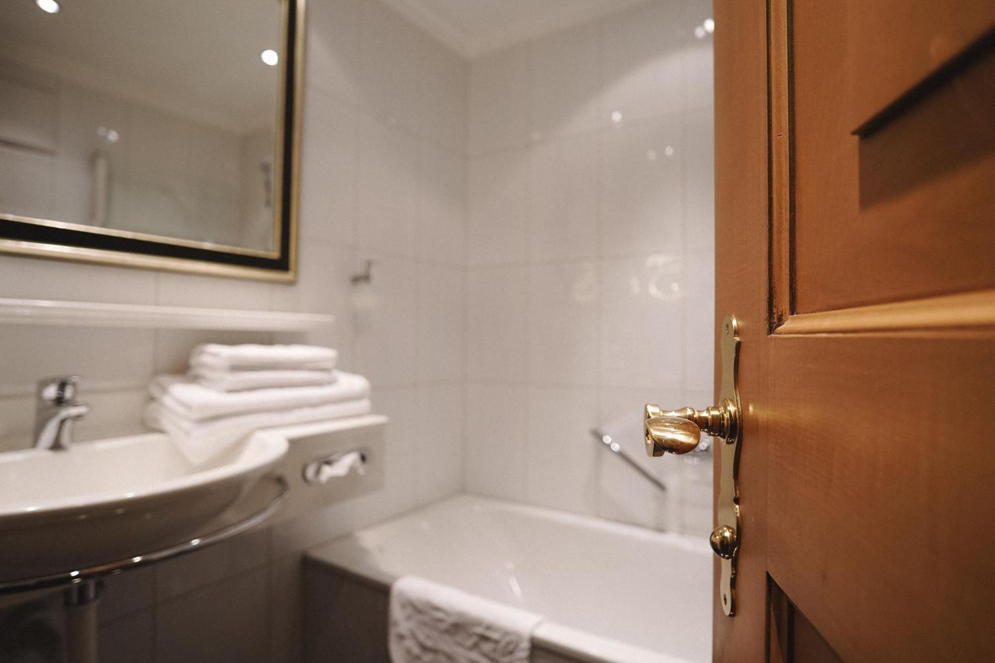 Hotel Acerina Superior เลคอัมอาร์ลแบร์ก ภายนอก รูปภาพ
